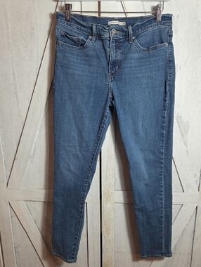 Levi's 311 Shaping Skinny Jeans Size 29